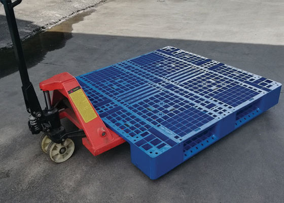 2000kg হেভি ডিউটি ​​প্লাস্টিক প্যালেট 8pcs স্টিল রিইনফোর্সিং ভিতরে